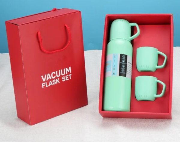 500ml Stainless Steel Vacuum Flask Gift Set – Insulated Thermos Bottle with 3 Cups (Random Color)